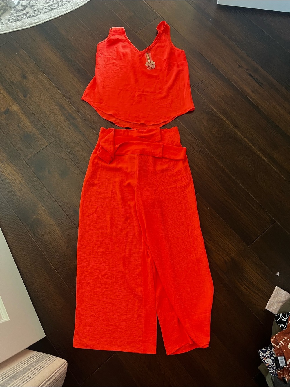 Crop pants tank set with belt in orange